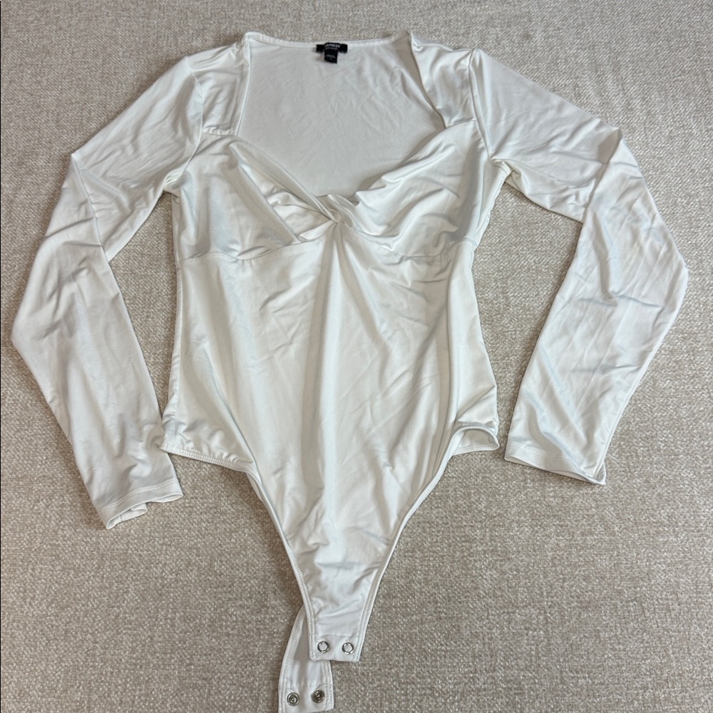 Express Low cut bodysuit Size M